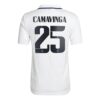 10247 PACK REAL MADRID DOMICILE CAMAVINGA. ENSEMBLE ADULTE MAILLOT ET SHORT 2022 2023